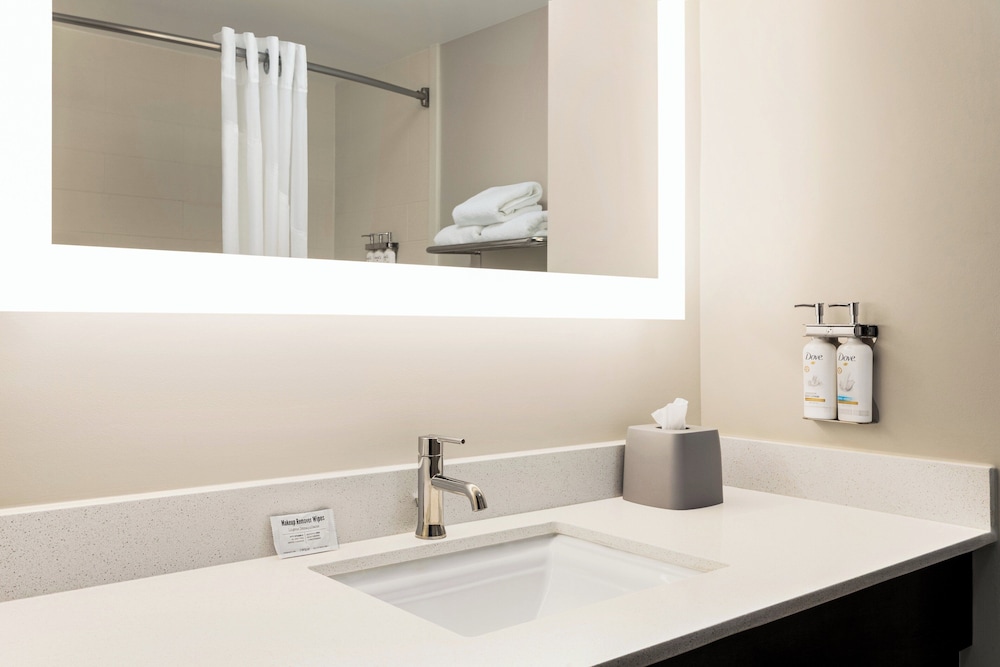 holiday inn express hotel and suites birmingham irondale east by ihg