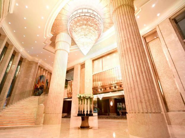 wuhan optics valley kingdom hotel