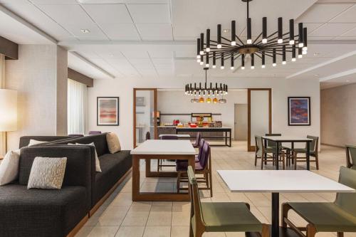 hampton inn stockton ca