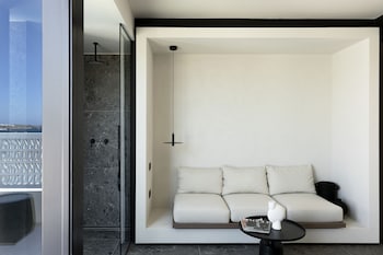 cubic hotel