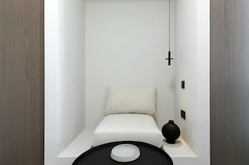 cubic hotel