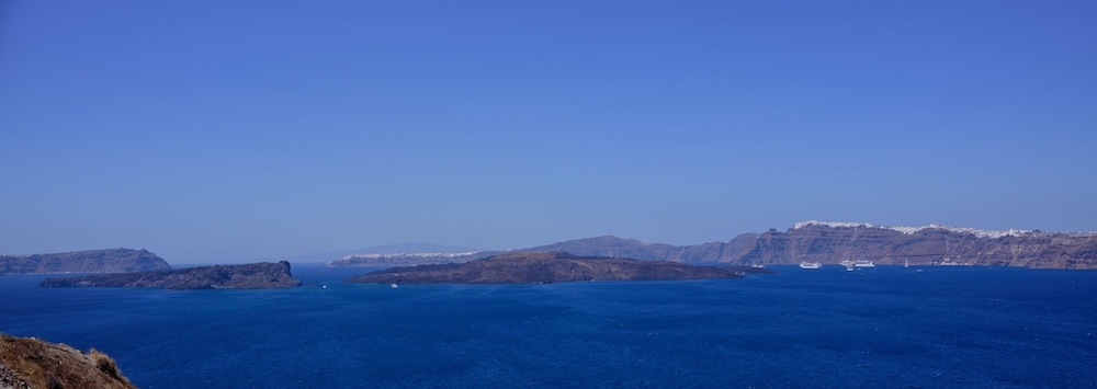 acro blue luxury villas