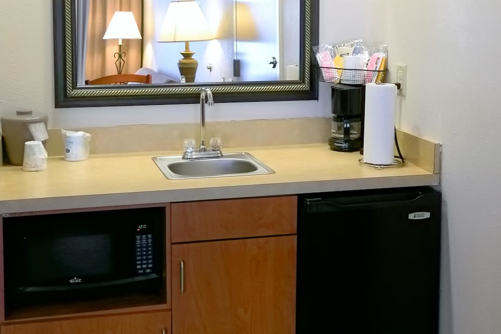 hampton inn and suites birmingham pelham i 65