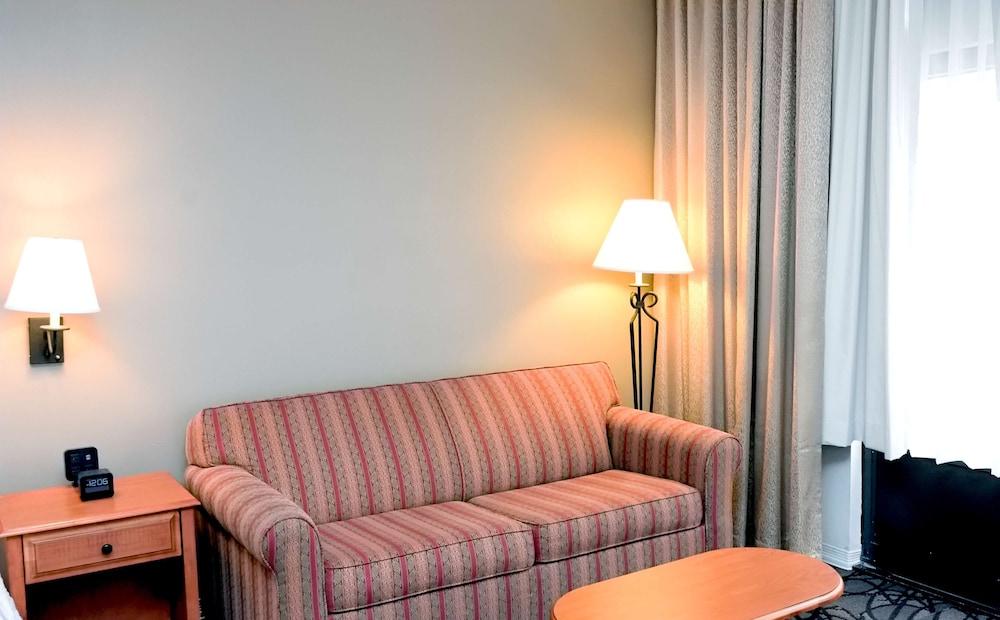 hampton inn and suites birmingham pelham i 65