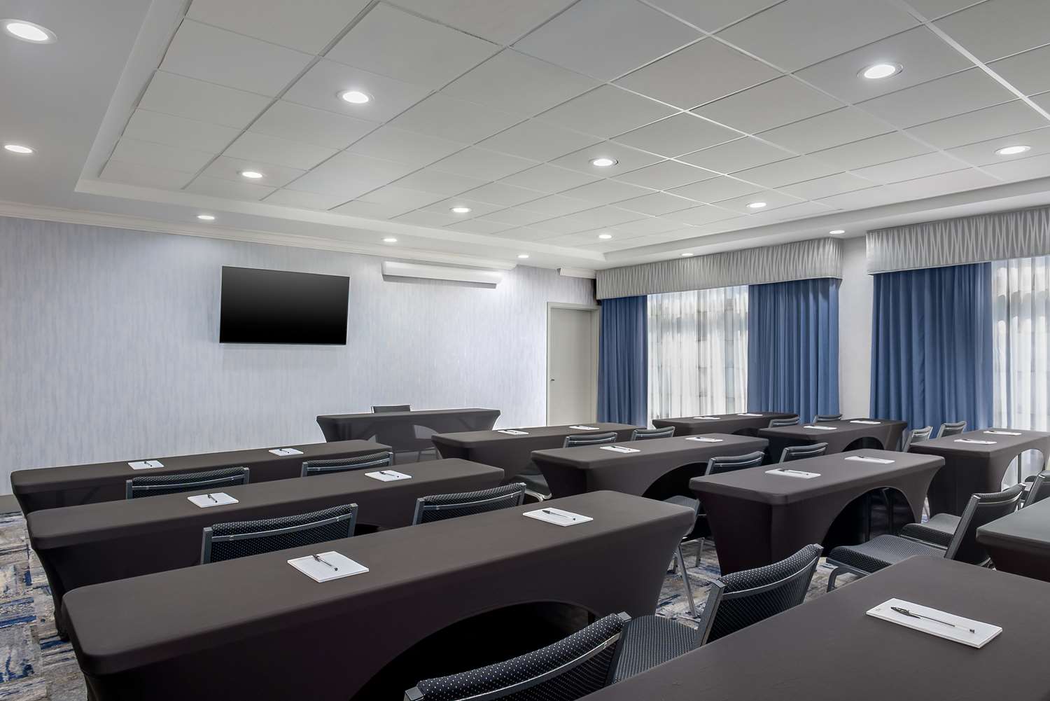 hampton inn and suites birmingham pelham i 65