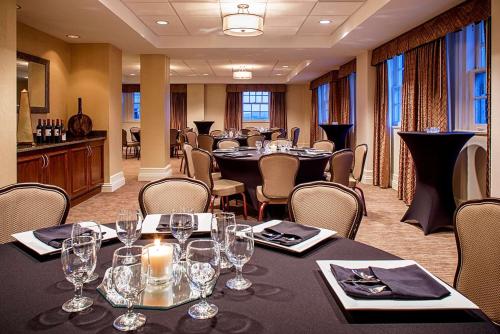 hampton inn and suites birmingham downtown tutwiler