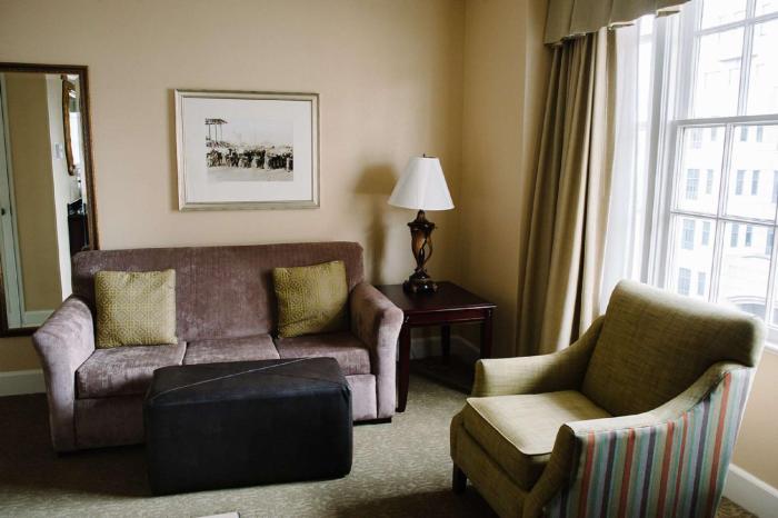 hampton inn and suites birmingham downtown tutwiler