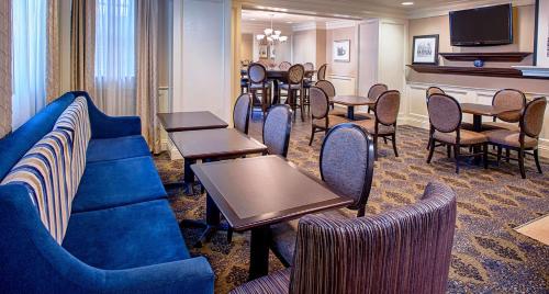hampton inn and suites birmingham downtown tutwiler