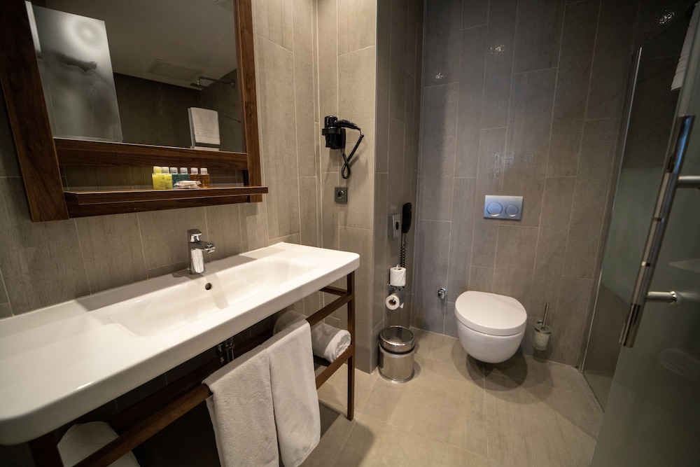 seven for life thermal hotel