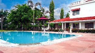 tgi insignia resort and villas
