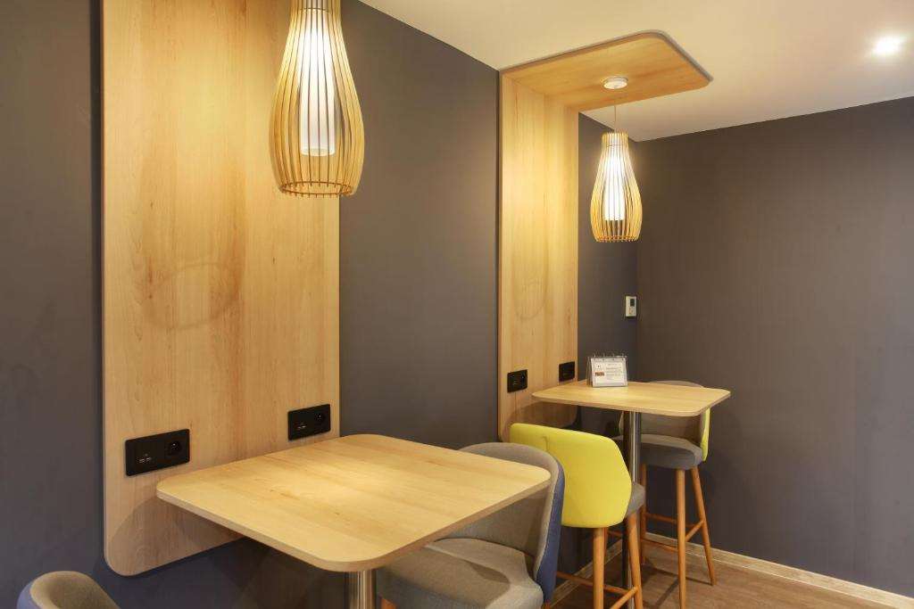 appart hotel odalys city aix en provence les floridianes