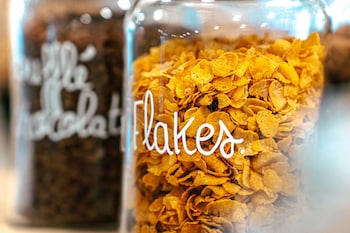 kyriad marseille palais des congres velodrome