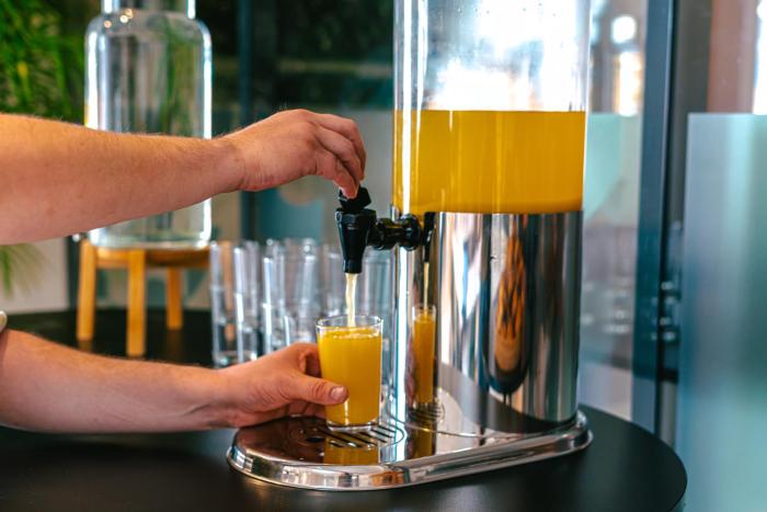 kyriad marseille palais des congres velodrome