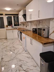 umbrella properties london excel