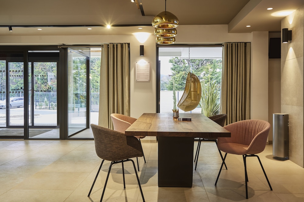 mercure avignon gare tgv