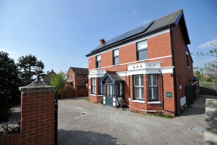 beechurst serviced apartments