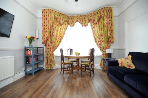 beechurst serviced apartments