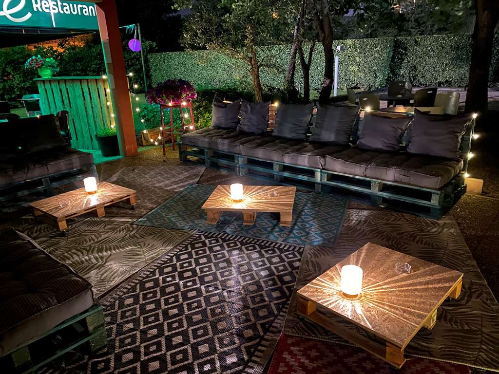 kyriad marseille vitrolles aeroport