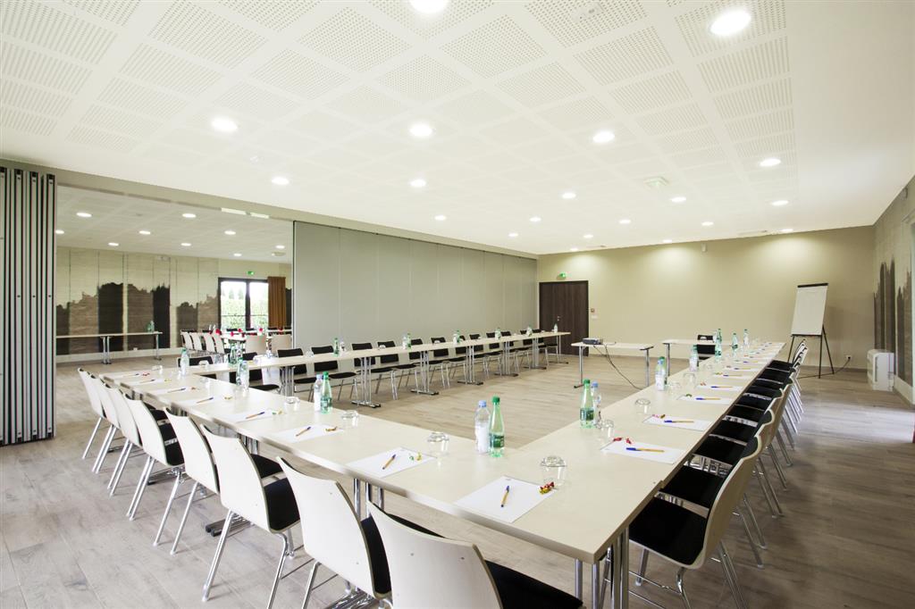 golden tulip avignon le paradou