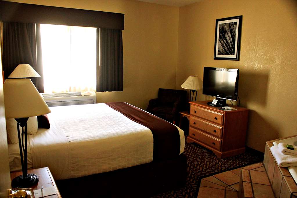 best western turquoise inn and suites