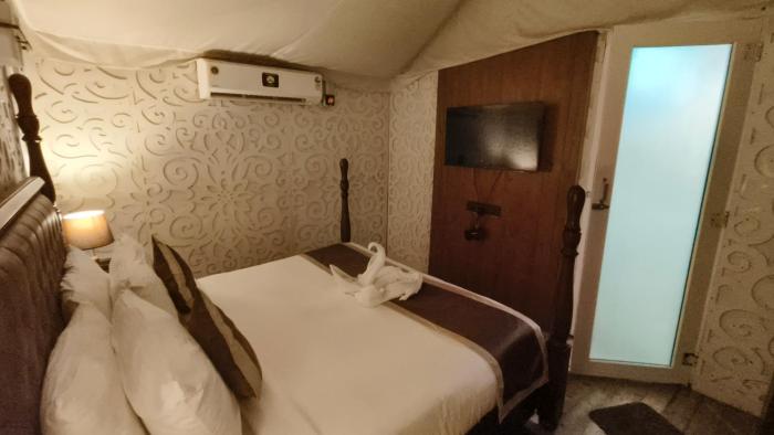 luxury amar tree resort