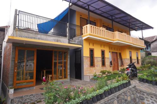 homestay anggun bromo