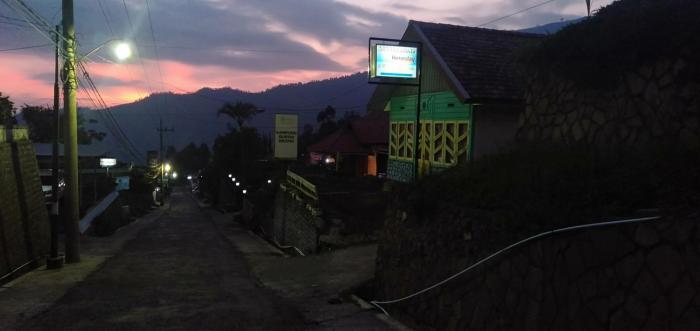 homestay anggun bromo