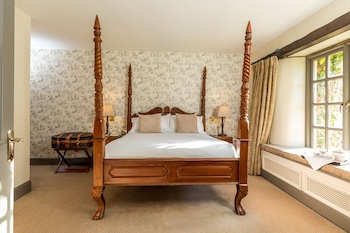 brooklodge and macreddin village