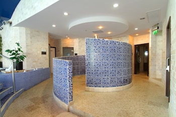 brooklodge and macreddin village