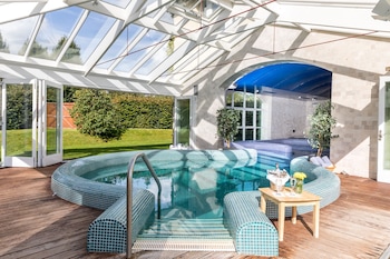 brooklodge and macreddin village