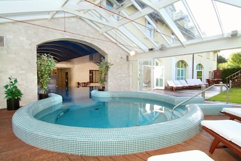 brooklodge and macreddin village