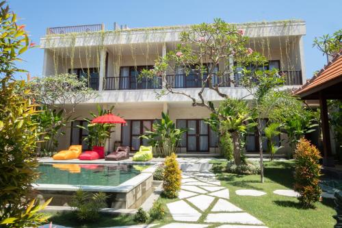 mupu jana g house keramas