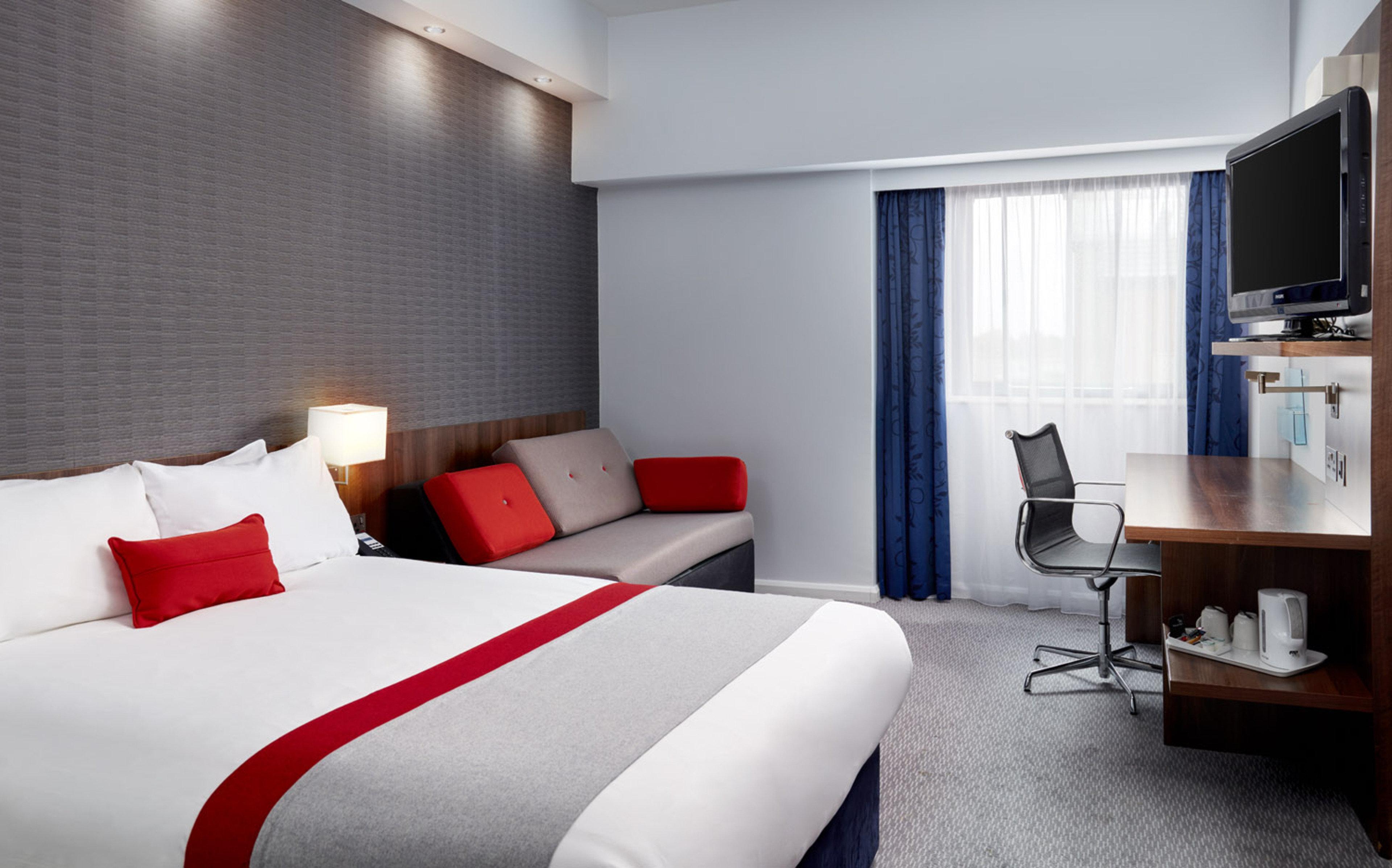 holiday inn express belfast city by ihg