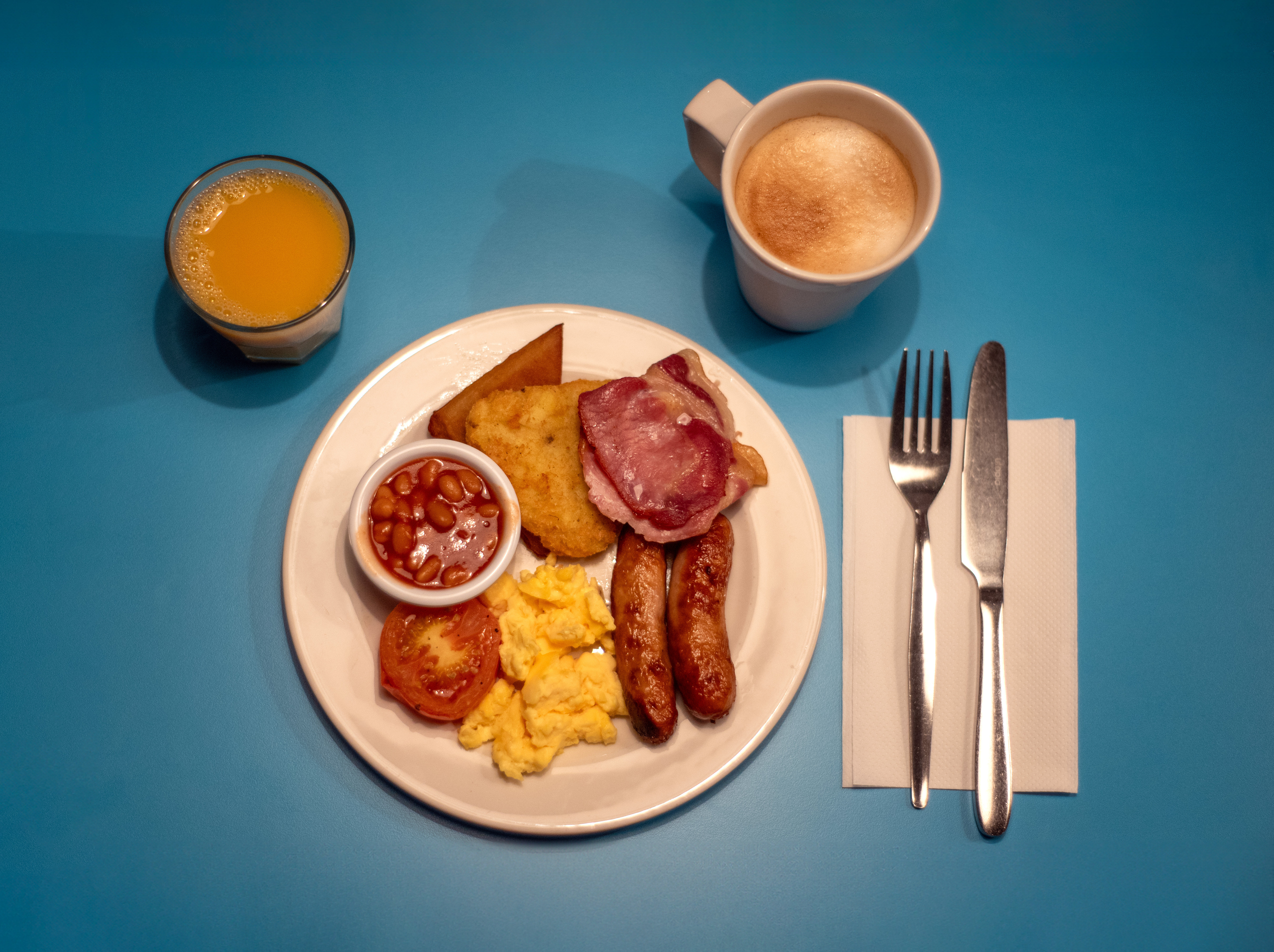 holiday inn express belfast city by ihg