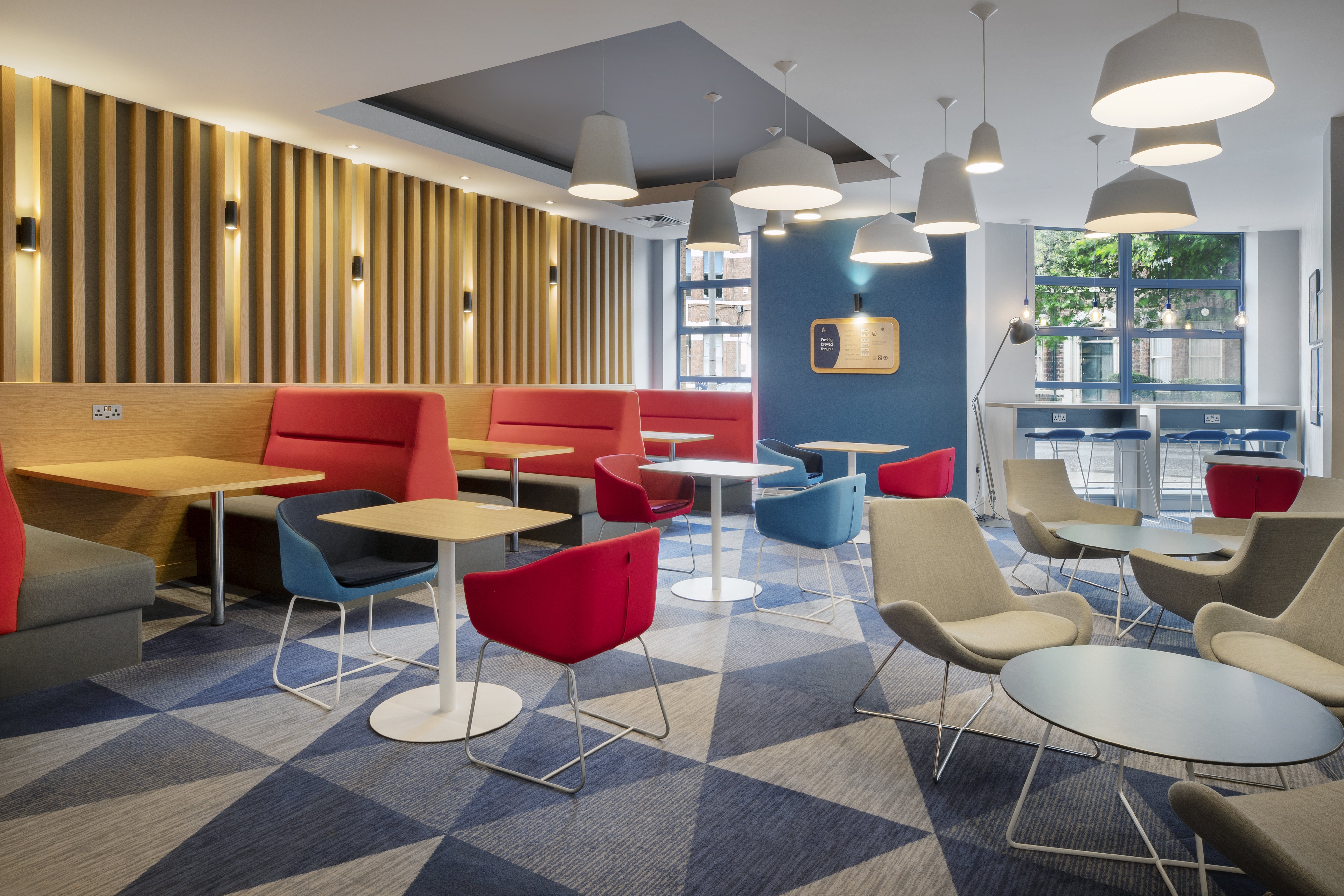 holiday inn express belfast city by ihg