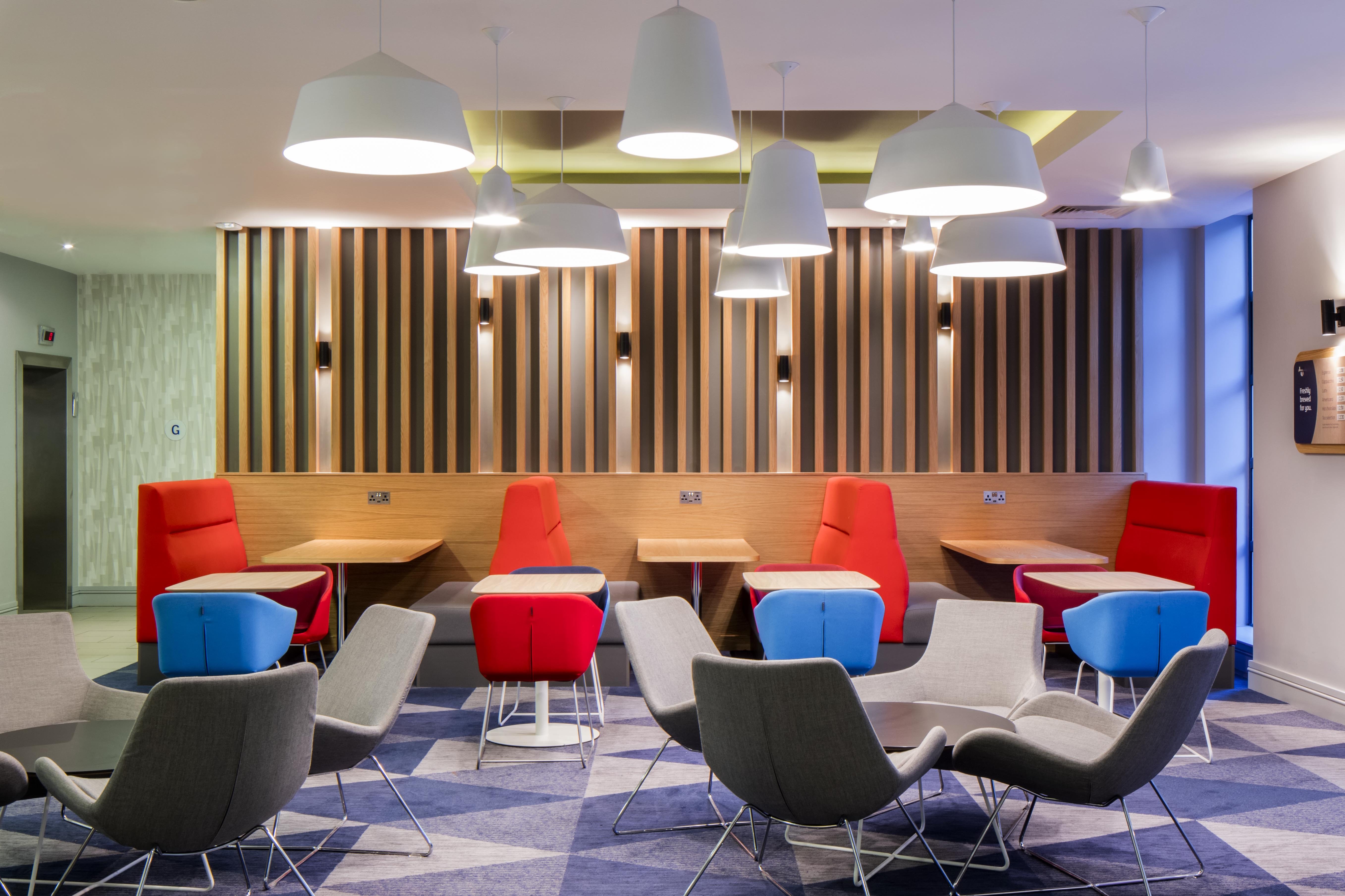holiday inn express belfast city by ihg