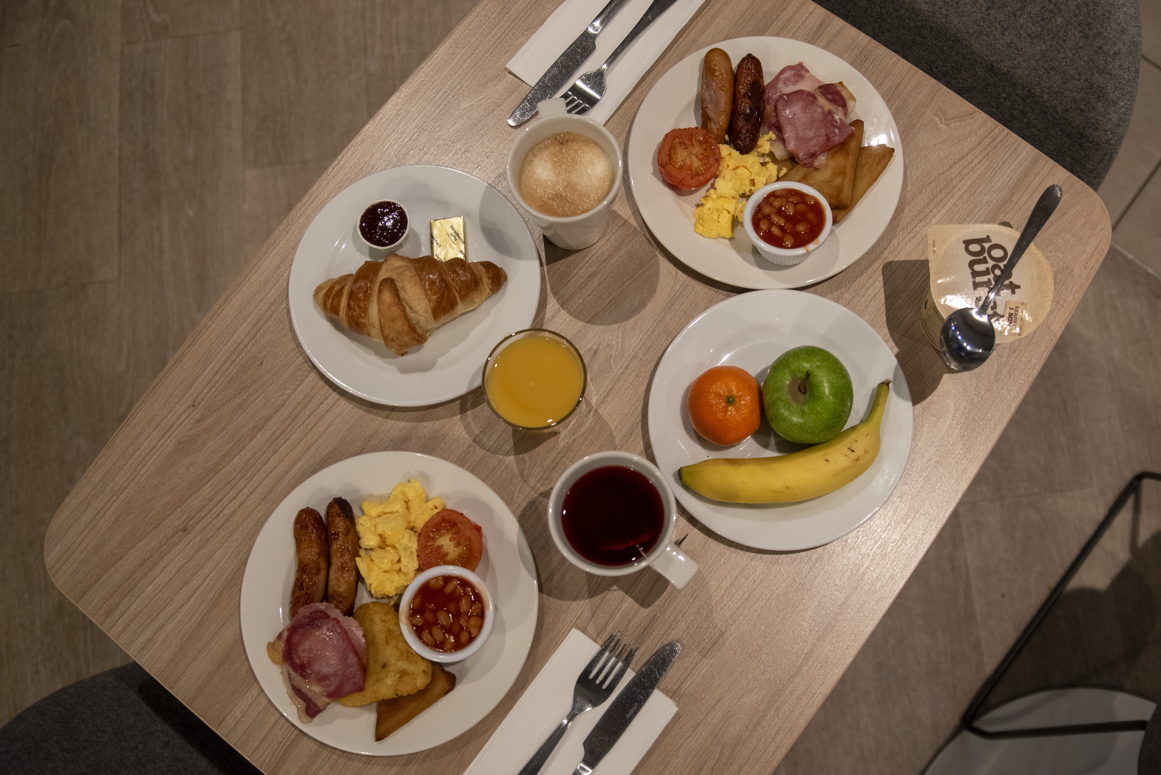 holiday inn express belfast city by ihg