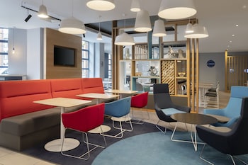 Holiday Inn Express Belfast City By Ihg,Moneyreagh>>Belfast,3 star