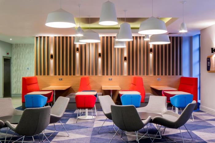 holiday inn express belfast city by ihg