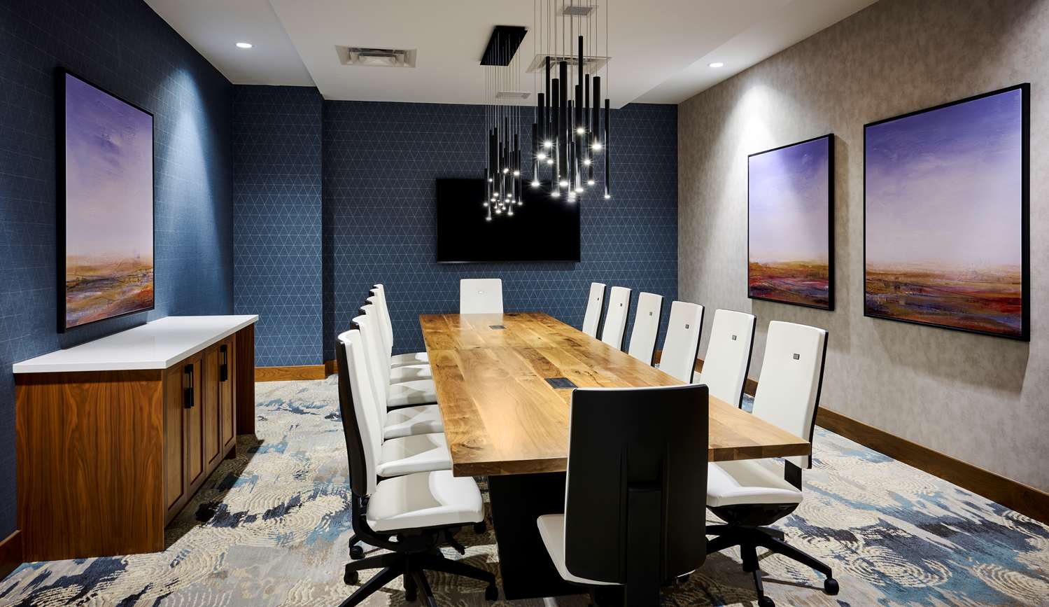 doubletree by hilton windsor hotel and suites
