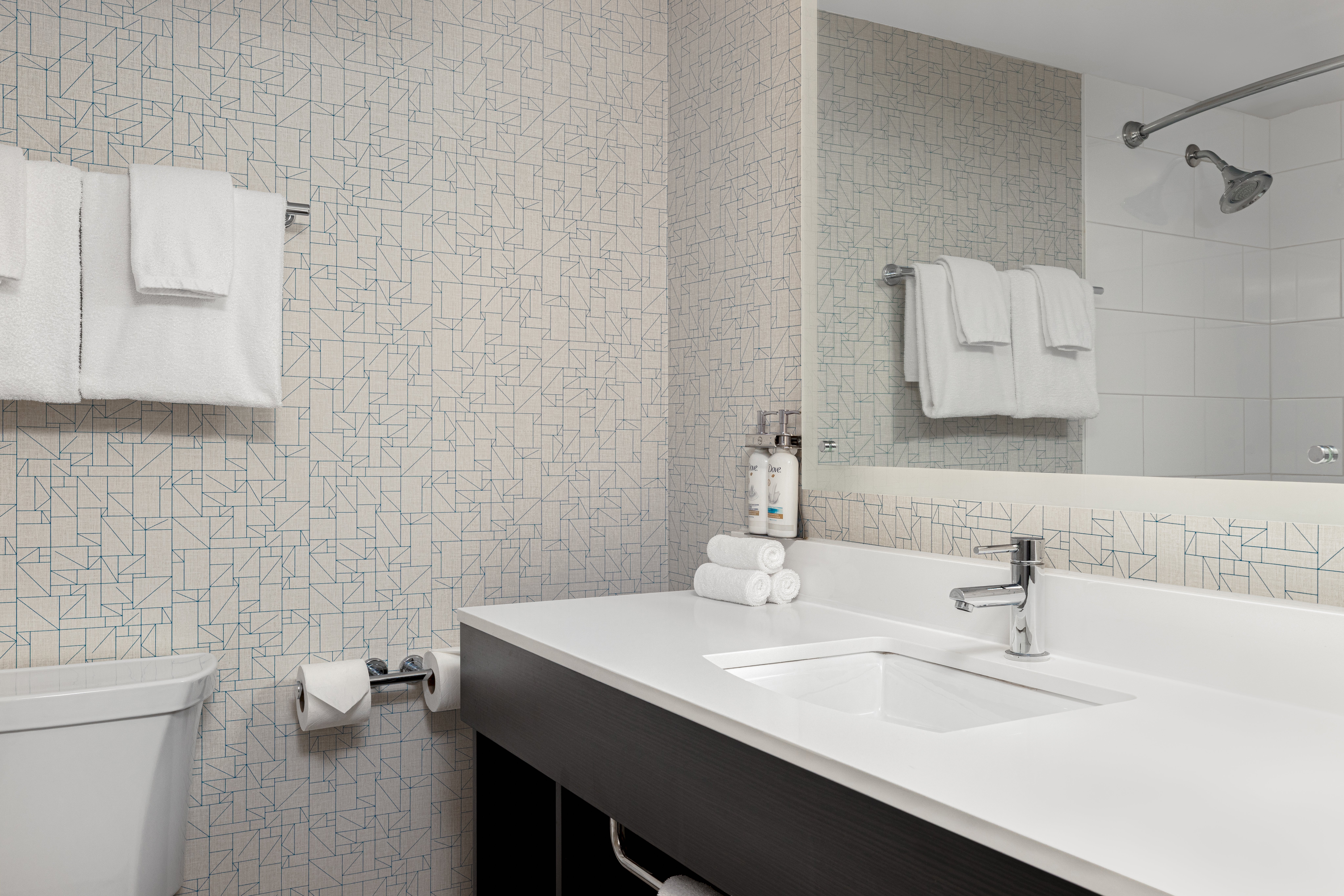holiday inn express windsor waterfront by ihg