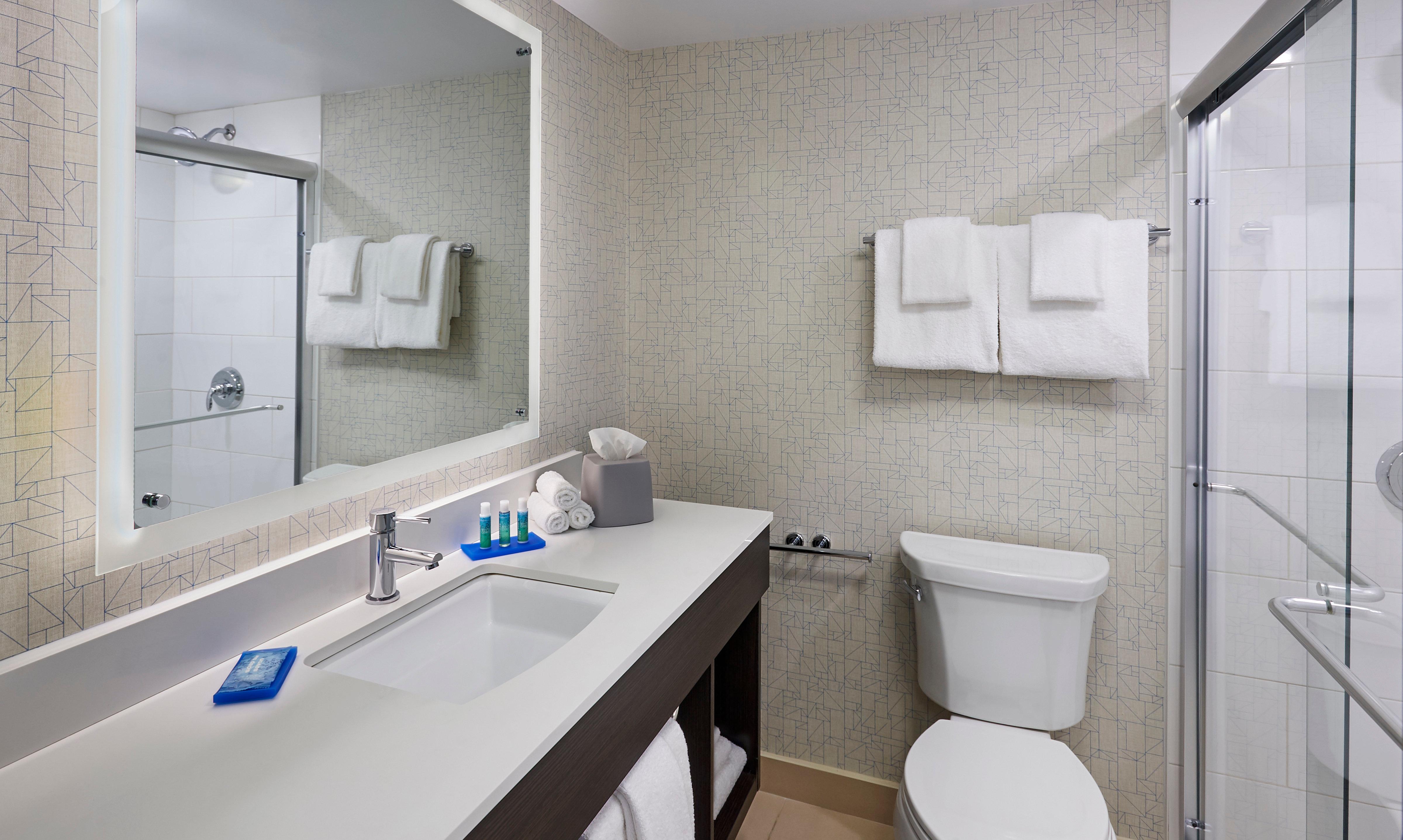 holiday inn express windsor waterfront by ihg