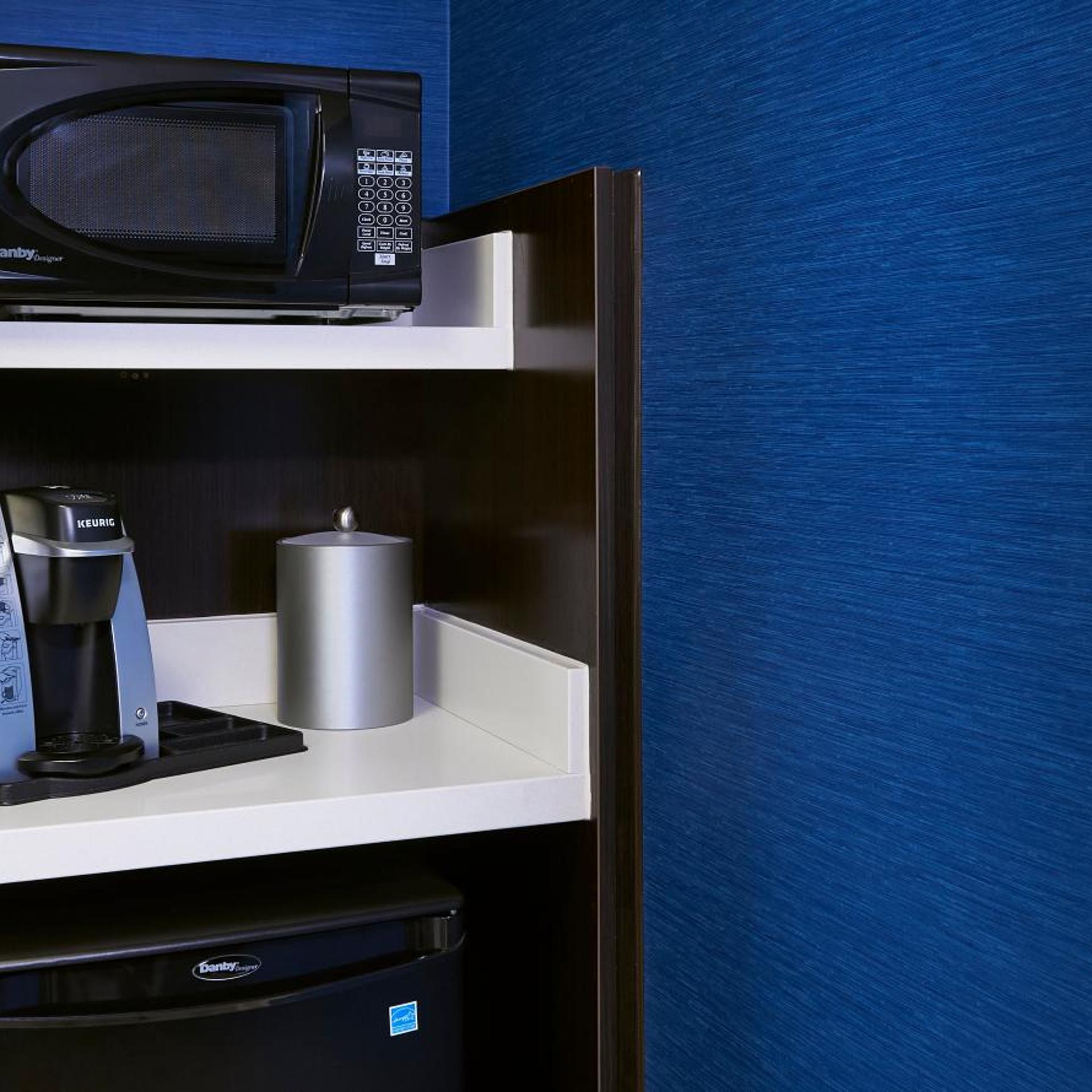 holiday inn express windsor waterfront by ihg