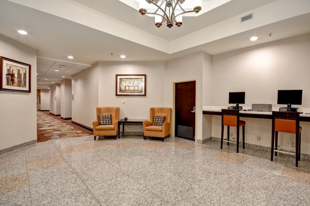 holiday inn and suites windsor ambassador bridge by ihg