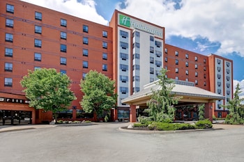 Holiday Inn & Suites Windsor Ambassador Bridge By Ihg,Ontario>>Essex,4 star