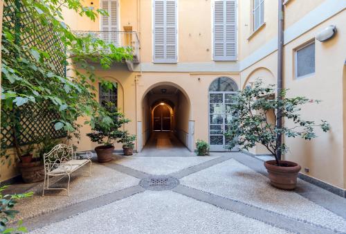 milan retreats duomo brera