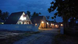 zainab cottage