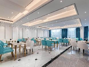 xana deluxe hotel
