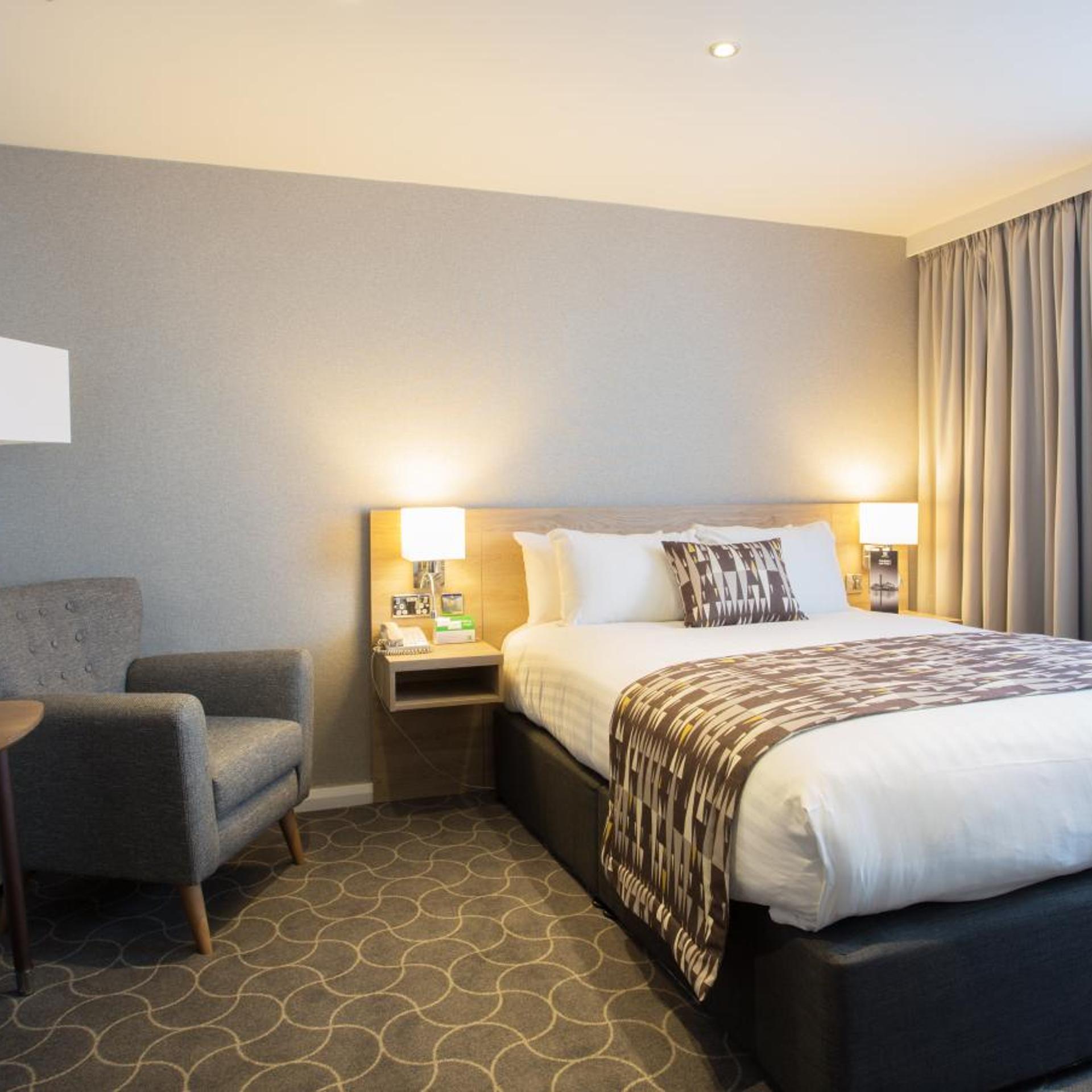 holiday inn ellesmere port by ihg