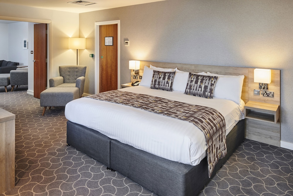 holiday inn ellesmere port by ihg